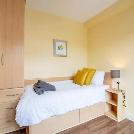 3 - Superb Duplex At Gort Na Coiribe By Shortstays Holiday home