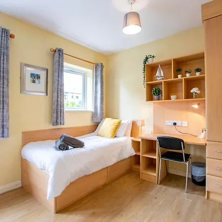 度假居 3 - Superb Duplex At Gort Na Coiribe By Shortstays 戈尔韦